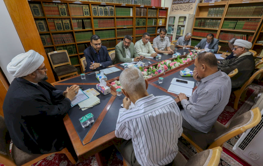 مجلَّةُ (تراث البصرة المحكَّمة) تعقد اِجتماعَها الدَّوريّ