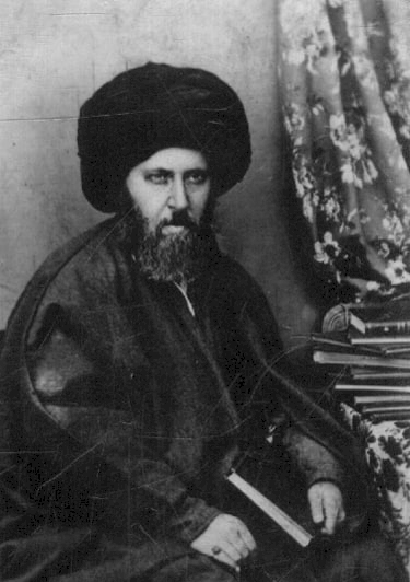 من أعلام الأسرةُ المرعشيّة الشهرستانيّة في كربلاء