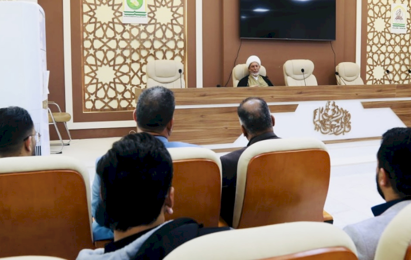 قسمُ المعارفِ ينظّمُ دورةً متخصّصةً في تحقيقِ المخطوطاتِ بجامعةِ كربلاءَ