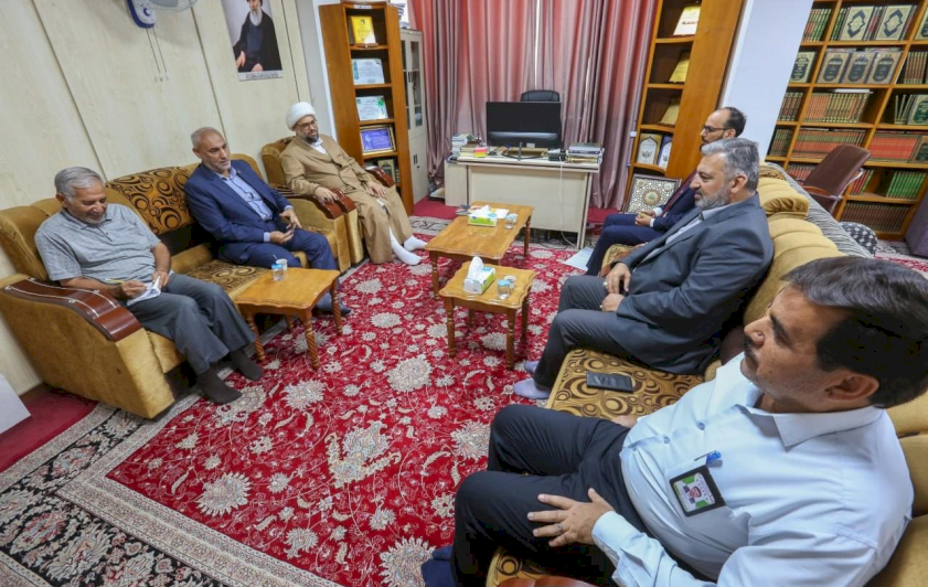 تُراثُ البصرةِ يستقبلُ وفدًا من العتبةِ العلويَّةِ المُقدَّسةِ
