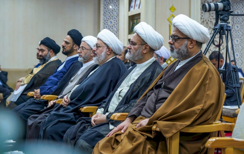 الشيخُ الهلالي يُشرفُ على فعالياتِ ندوةِ مركزِ تراثِ البصرة